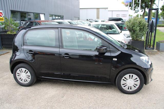 Volkswagen UP! 1.0 move up! BlueM.