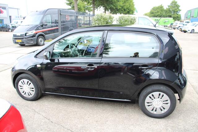 Volkswagen UP! 1.0 move up! BlueM.