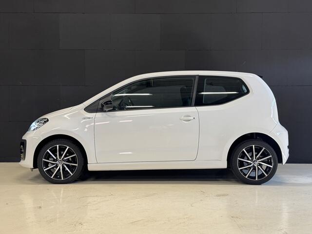 Volkswagen UP! 1.0 BMT R-line | Stoelverwarming | 16'' LMV | Airco | Zwarte hemel/dak/grill