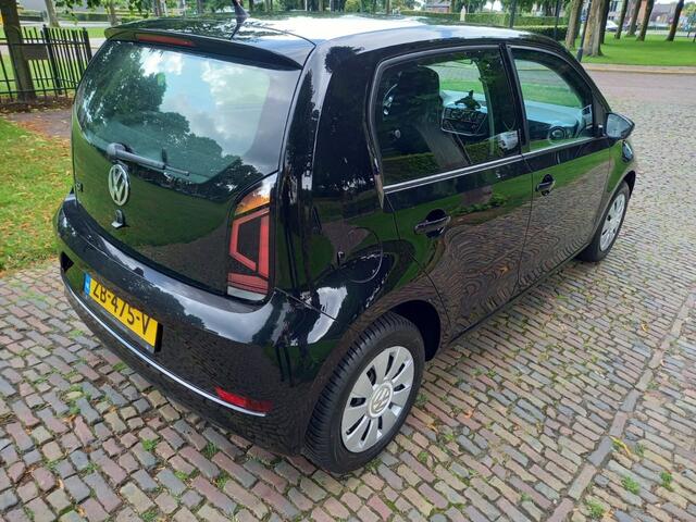 Volkswagen UP! 1.0 BMT move up!