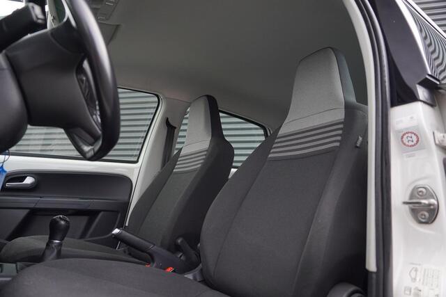 Volkswagen UP! 1.0 BMT move up! / Winterpack / 5Drs / Stoelverwarming / AppConnect
