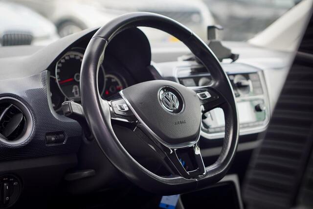 Volkswagen UP! 1.0 BMT move up! / Winterpack / 5Drs / Stoelverwarming / AppConnect