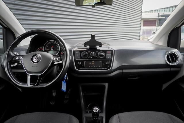 Volkswagen UP! 1.0 BMT move up! / Winterpack / 5Drs / Stoelverwarming / AppConnect