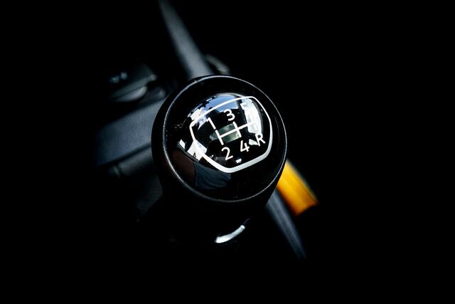 Volkswagen UP! 1.0 BMT high up! RIJKLAAR INCL : GARANTIE, | Panorama schuif-/kanteldak | Cr Control | 15 INCH LMV | STOEL VERW |