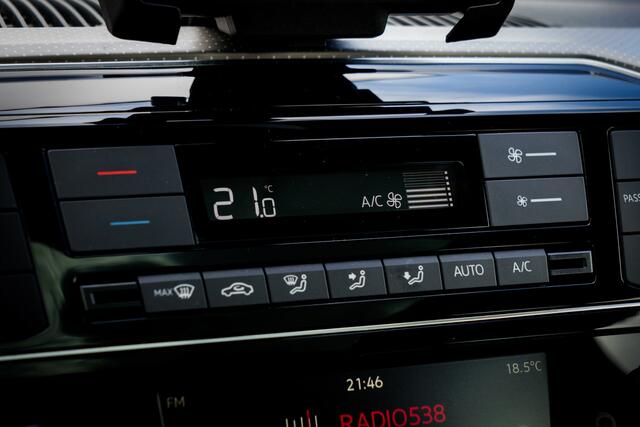 Volkswagen UP! 1.0 BMT high up! RIJKLAAR INCL : GARANTIE, | Panorama schuif-/kanteldak | Cr Control | 15 INCH LMV | STOEL VERW |