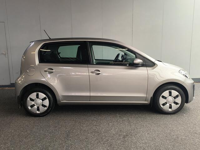 Volkswagen UP! 1.0 Rijklaar + 12 maanden Bovag-garantie Henk Jongen Auto's in Helmond, al 50 jaar service zoals 't hoort!