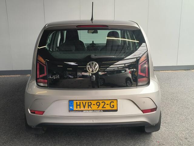 Volkswagen UP! 1.0 Rijklaar + 12 maanden Bovag-garantie Henk Jongen Auto's in Helmond, al 50 jaar service zoals 't hoort!