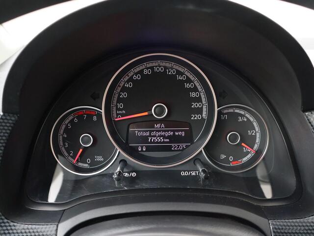Volkswagen UP! 1.0 BMT move up! | 60 PK | Climate control | Achteruitrijcamera | Cruise control |