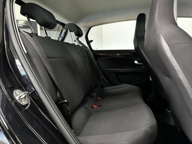Volkswagen UP! 1.0 BMT move up!/ Facelift/ Maps + More/ DAB+/ 5-Drs/ Airco/ C.V. Afstand/ Elek. pakket/ Isofix/ Bluetooth/ Regensensor/ LED Dagrijverl.