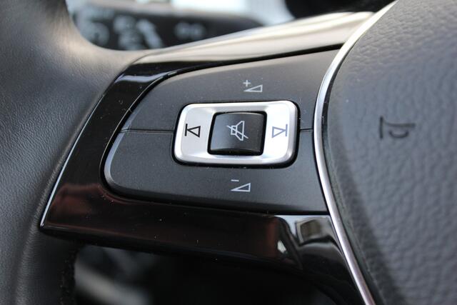 Volkswagen UP! 1.0 BMT high up! | Cruise | Bluetooth |
