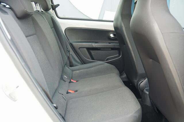 Volkswagen UP! 1.0 BMT move up! + AIRCO / BLUETOOTH / LED