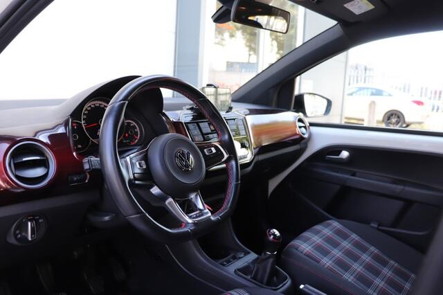 Volkswagen UP! 1.0 TSI GTI 6BAK/STOEL.VERW/CAMERA/CLIMA/BLUETOOTH