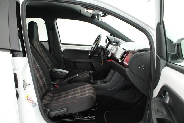 Volkswagen UP! 1.0 TSI 116pk GTI Stoelverwarming Maps&More Parkeersensoren Climate Control