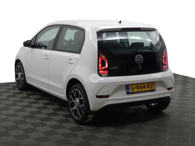 Volkswagen UP! 1.0 BMT R Line+ Led, Bluetooth audio, Privacy Glass, Clima, Comfort Interieur
