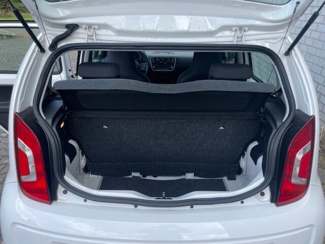Volkswagen UP! 1.0 BMP move up!/ Airco/ LM/ 5 Deurs/ Weinig KM's