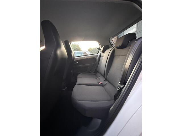 Volkswagen UP! 1.0 BMT move up! Airco/5DRS/LED/Facelift/NAP