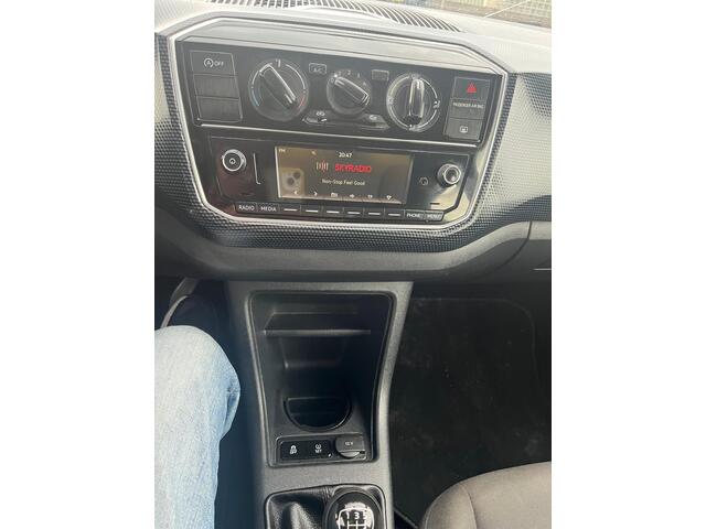 Volkswagen UP! 1.0 BMT move up! FACE LIFT airco elec ramen cv