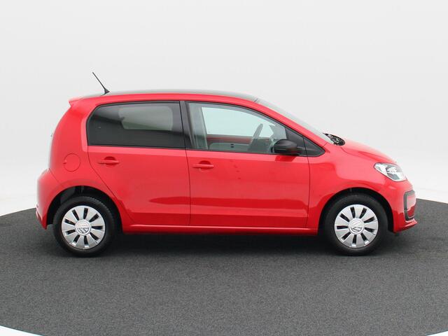 Volkswagen UP! 1.0 Automaat move up! | Camera | Cruise Control | Bluetooth | Parkeersensoren | Sportstuur | Privacy Glass | Airco | 48.147 Km