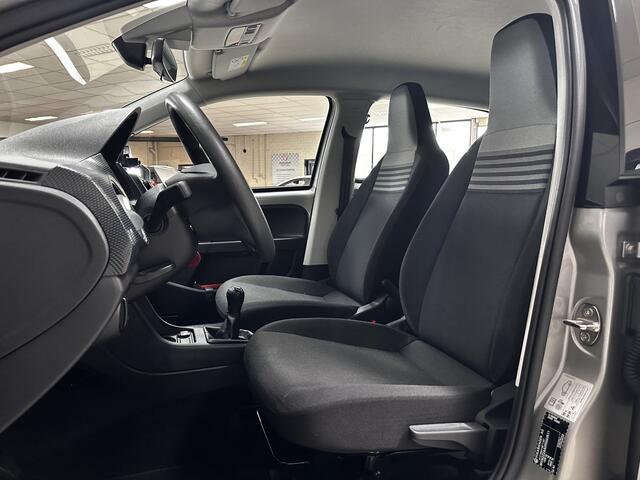 Volkswagen UP! 1.0 /5-Drs /DAB+! /Maps + More /Elek. ramen voor /C.V. afstand /Bluetooth /Isofix /LED Dagrijverl.