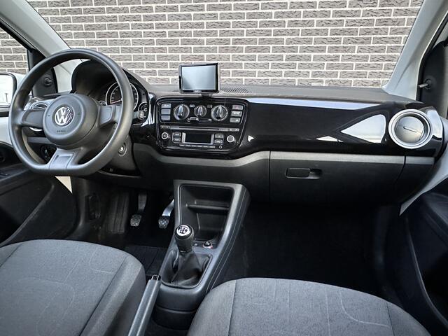 Volkswagen UP! 1.0 move up! BlueMotion | Navigatie | Airco | Radio |