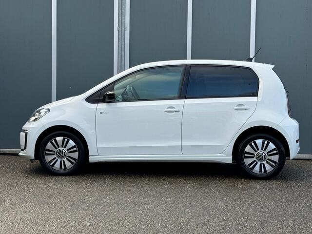 Volkswagen UP! 83pk Style | BTW | Climate | Cruise | Stoelverwarming
