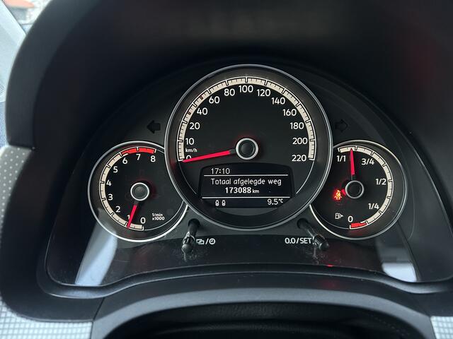 Volkswagen UP! 1.0 BMT high up! Cruise Pdc Clima Stoelverwarming Led Nap