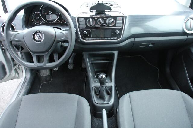 Volkswagen UP! 1.0 BMT move up!