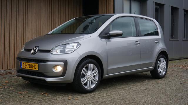Volkswagen UP! 1.0 75pk Automaat 5Drs High up! Clima Stoelverwarming A-Camera Cruise Control 15inch LM *NL auto* 49577km!