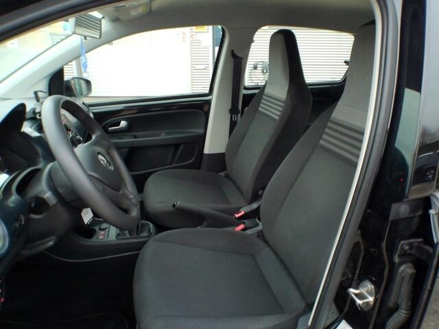 Volkswagen UP! 1.0 BMT move up!