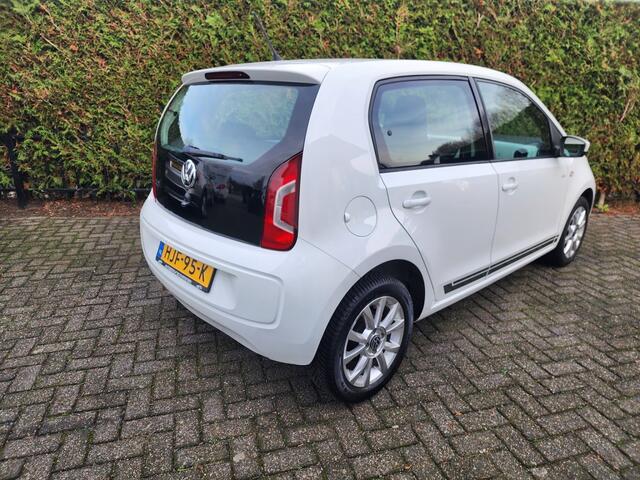 Volkswagen UP! 1.0 club, stoelverwarming, airco, 5 DRS.
