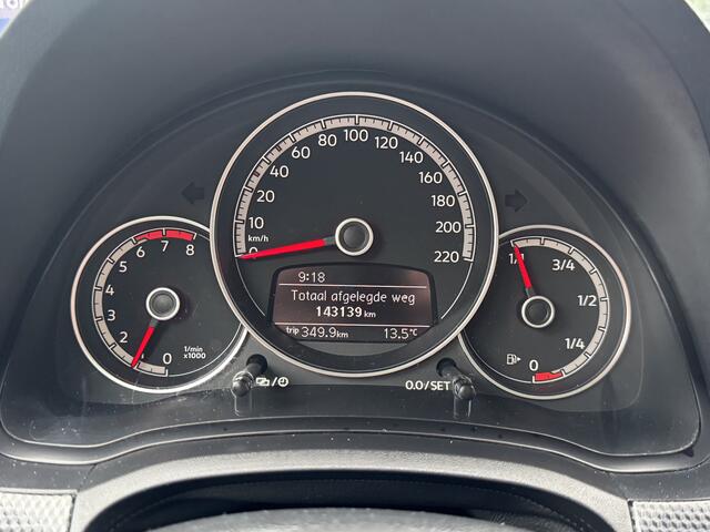 Volkswagen UP! 1.0 Climate control/Camera/Cruise control/PDC 02-03-2027 APK