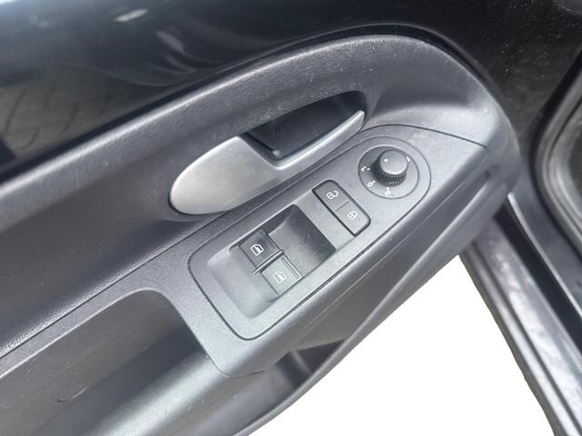 Volkswagen UP! 1.0 BMT move up! | Bluetooth | DAB | Airco | Elektrische Ramen | Stuurbekrachtiging | Automatische Verlichting