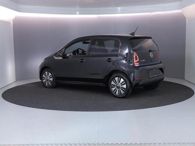 Volkswagen UP! e-Up! e-up! Style 83 pk | Navigatie via App | Autom. airco | Parkeersensoren achter | Achteruitrijcamera | Cruise control | Stoelverwarming |
