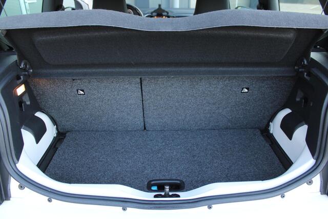 Volkswagen UP! 1.0 move up! BlueMotion Facelift