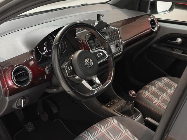 Volkswagen UP! GTI 1.0 TSI GTI 116 PK - PANORAMADAK - CLIMATRONIC - STOELVERWARMING - PARKEERCAMERA