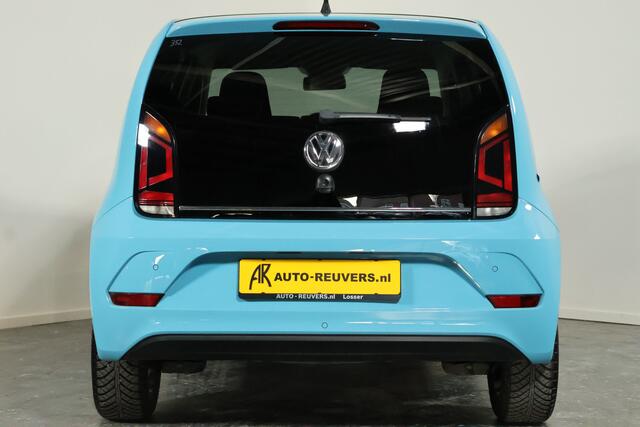 Volkswagen UP! 1.0 BMT high up! / Cruise control / ECC / Stoelverwarming