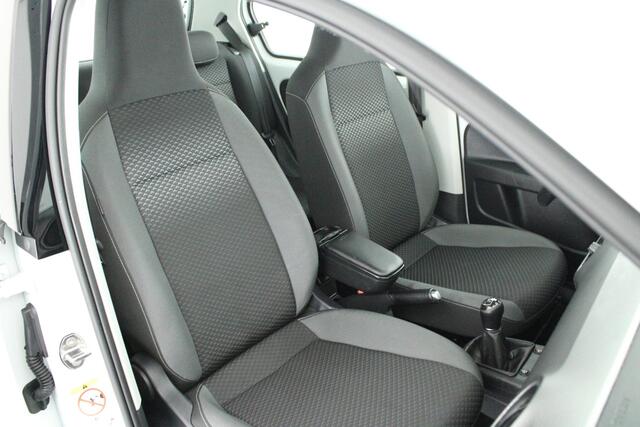 Volkswagen UP! 1.0 66pk Active Camera Cruise Stoelverwarming