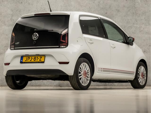 Volkswagen UP! 1.0 High Up Sport (AIRCO, BLUETOOTH, SPORTSTOELEN, GETINT GLAS, LM VELGEN, MULTIFUNCTIONEEL STUURWIEL, NIEUWSTAAT)