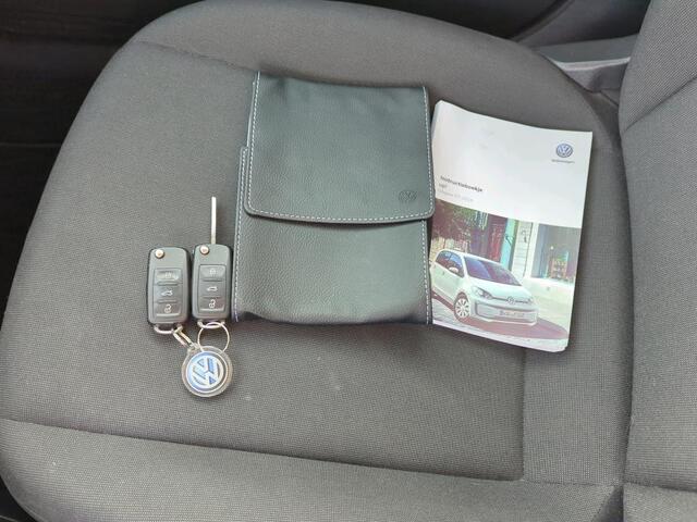 Volkswagen UP! 1.0 BMT move up! / AIRCO/ 5 DEURS/ RADIO/ BLUETOOTH/ ZUINIG!