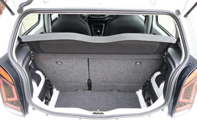 Volkswagen UP! 1.0 BMT move up! 1e Eigenaar | Dealer onderh | BTW | NL-Auto | Multimedia | Bluetooth | LED | Hill-Hold | Start/stop