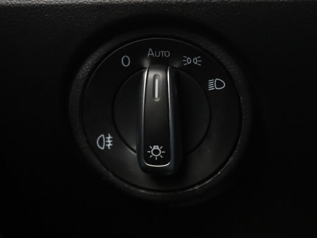 Volkswagen UP! e-Up! e-up! Camera | Cruise | Parkeersens. achter | Stoel-/voorruitverw. | Panoramadak