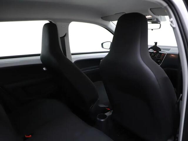Volkswagen UP! 1.0 (5-drs Hatchb.) Airco 12-2021 111.105 KM
