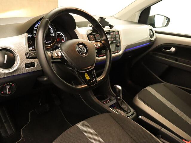 Volkswagen UP! e-Up! e-up! - SOH 88.9%!! - PARKEERSENSOREN ACHTER - ACHTERUITRIJ CAMERA - STOELVERWARMING - VOORRUIT VERWARMING - HALF LEDEREN BEKLEDING - GETINTE ACHTERRAMEN - CRUISE CONTROL - BLUETOOTH - 1 FASEL LADEN - SNELWEGLAAD MOGELIJKHEID