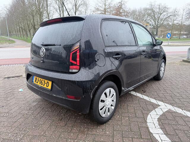 Volkswagen UP! 1.0 BMT Take up! | 5-deurs | Parkeerhulp | Privacyglas