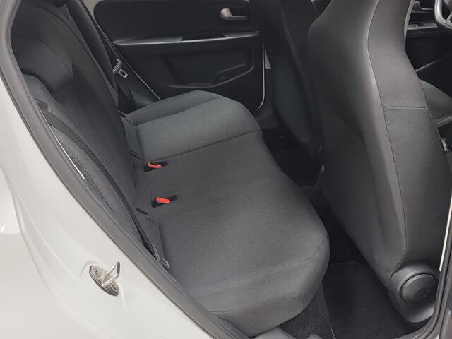 Volkswagen UP! 1.0 BMT move up! /Maps + More /5-Drs /DAB+! /Airco /Elek. pakket /Bluetooth /Isofix /Regensensor /Diml. Automatisch /LED Dagrijverl.