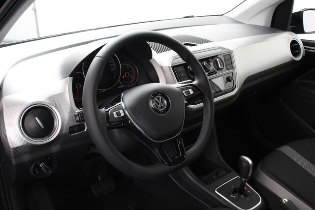 Volkswagen UP! 1.0 Automaat high up! | Airco | Lichtmetalen velgen | Radio | Bluetooth
