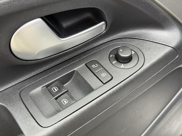 Volkswagen UP! 1.0 Camera | Stoelverwarming | Black style