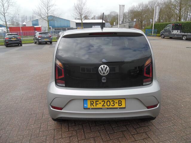 Volkswagen UP! 1.0 BMT move up!