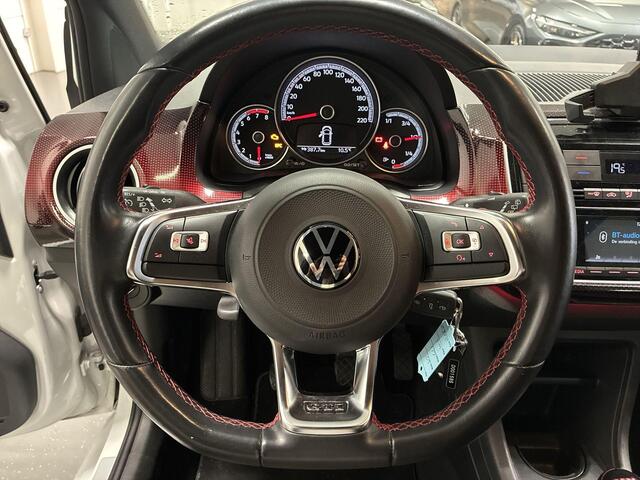 Volkswagen UP! 1.0 TSI 115pk GTI · Camera · P-Sensoren · Cruise Control · Stoelverwarming · Climatronic · 17'' Inch ·