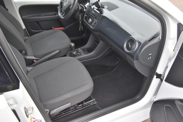 Volkswagen UP! 1.0 , CLIMATR , CR CONTR , PDC A , A UITRIJ CAM ,
